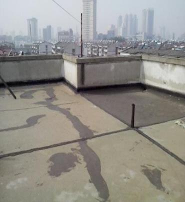 会同漏水维修 楼顶漏水是什么原因，楼顶漏水维修方法是什么?